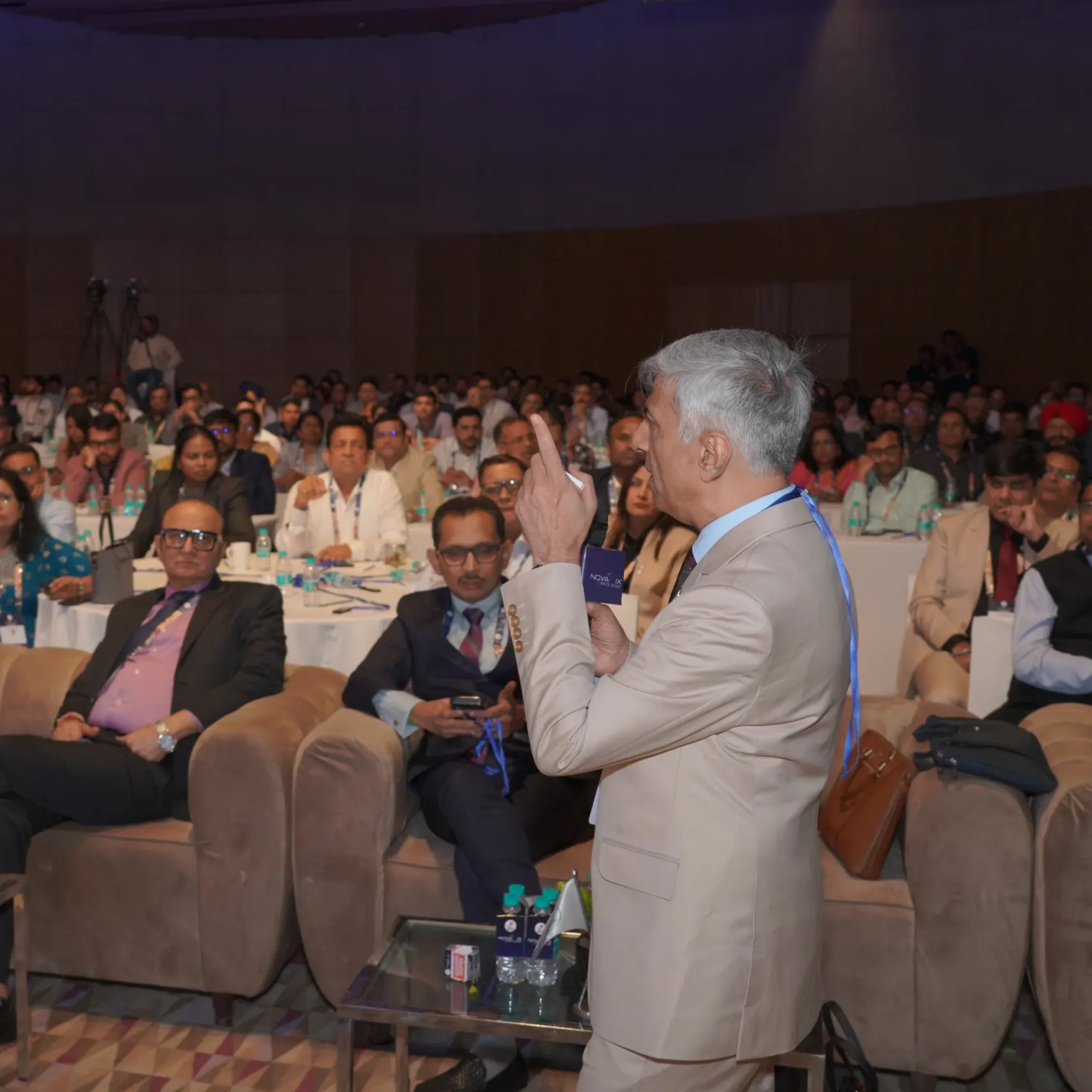400+ Experts Across the Globe